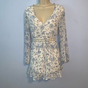 Disney Princess Floral V-Neck Long puff sleeve romper size small baby blue white